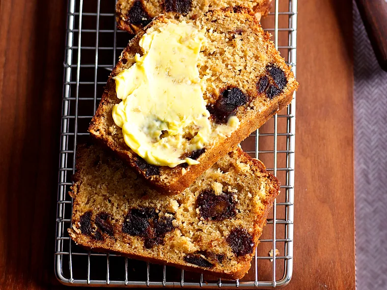 date and oat loaf