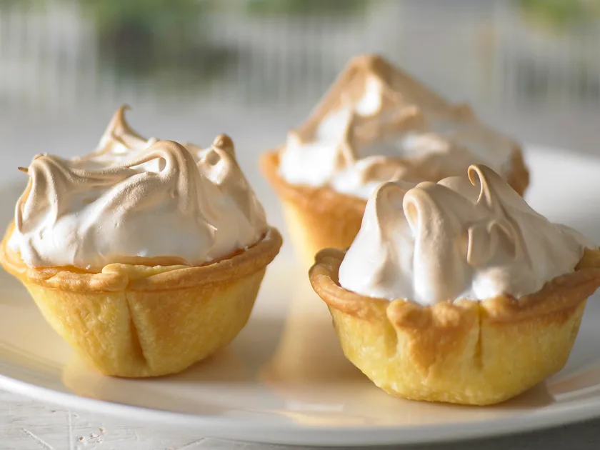 Lemon meringue tarts