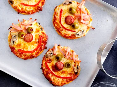 pizza faces