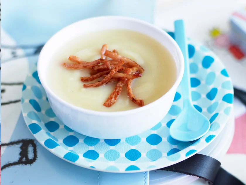 Potato, fennel and bacon soup