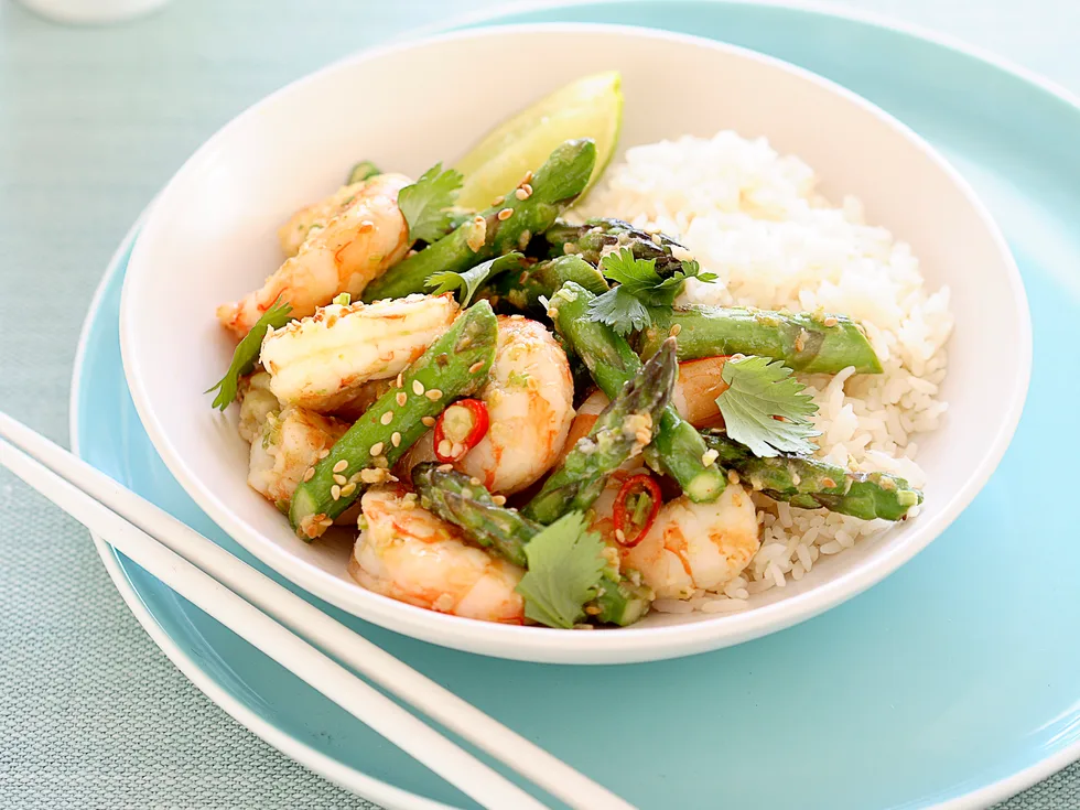 PRAWN, ASPARAGUS and SESAME STIR-FRY