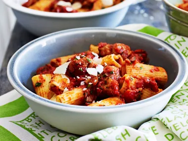 Spicy sausage pasta