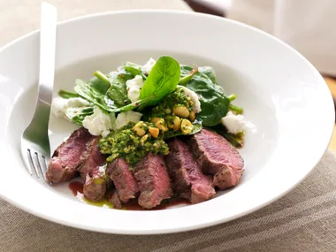 Spinach Goat's Cheese and Pesto Salad with Lamb