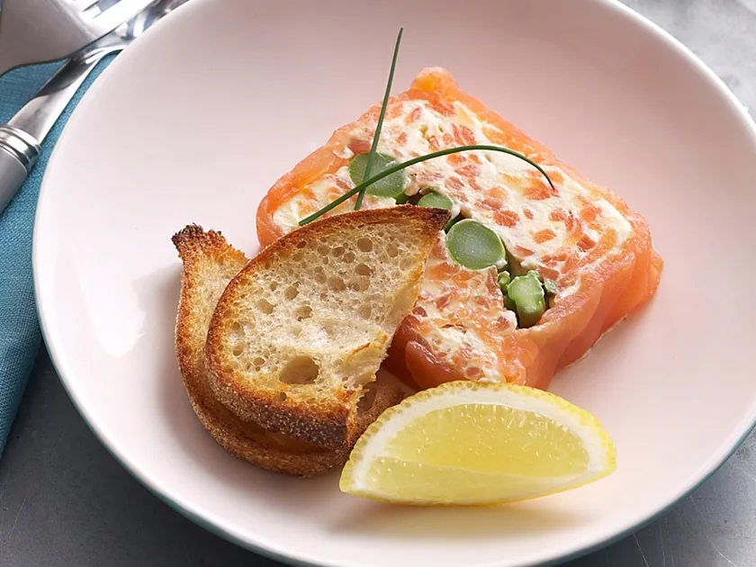 Asparagus and smoked salmon terrine