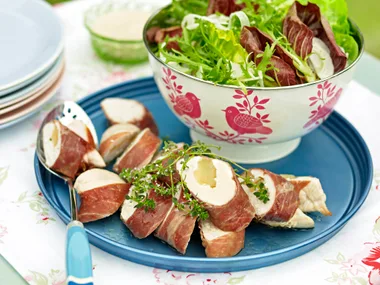 Fennel and radicchio salad with lemon vinaigrette