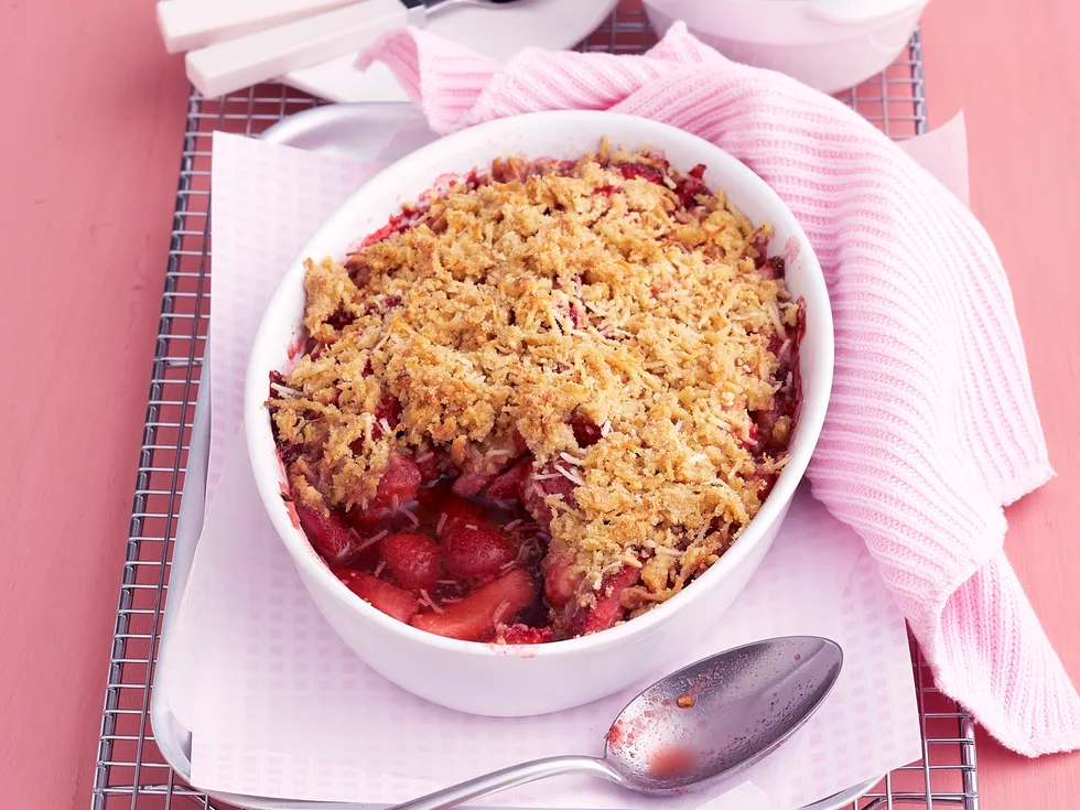 Gluten-free strawberry and vanilla crumble