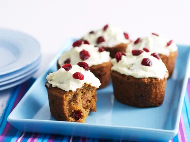 Mini carrot and cranberry cakes
