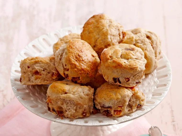 Mixed fruit and spice scones