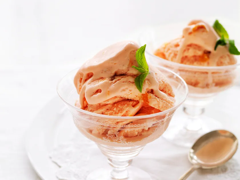 Peach tea ice-cream