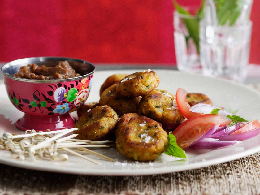 Potato and coriander patties