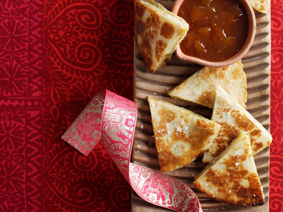 Potato, onion and cheese chapattis