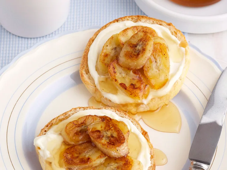 Ricotta, banana and honey muffins