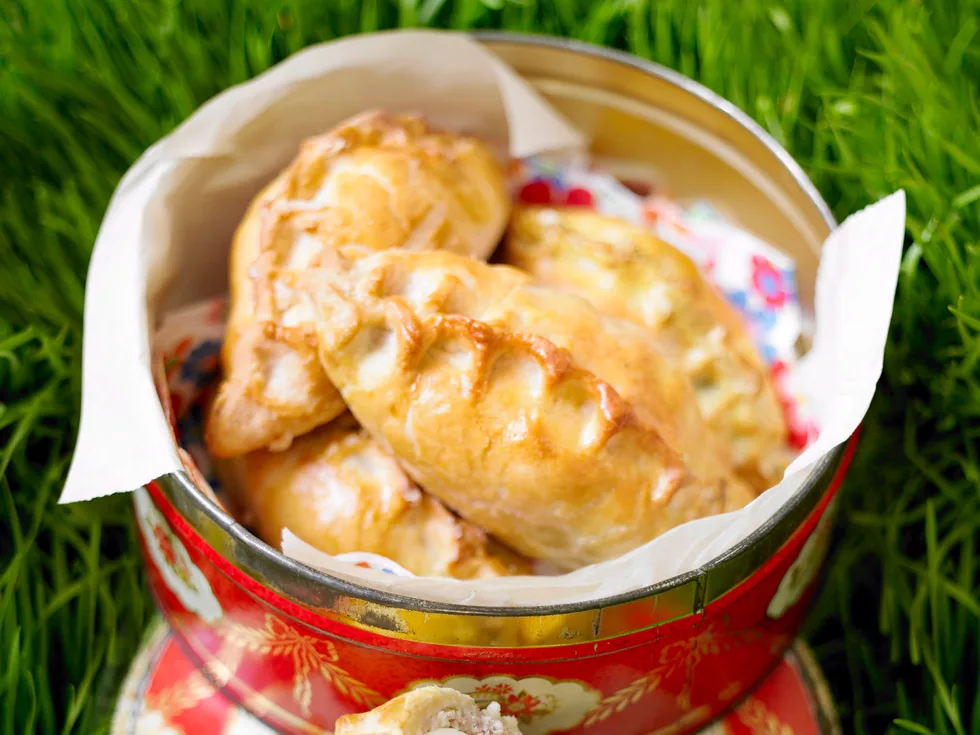 scotch egg pasties