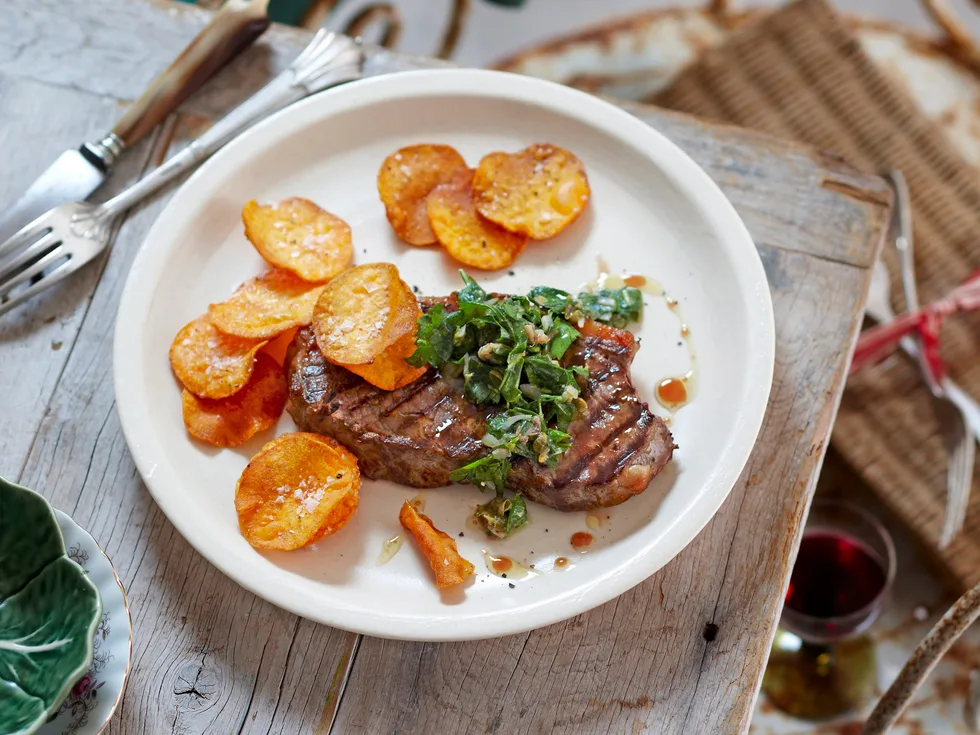 Paleo sirloin with salsa verde and kumara chips