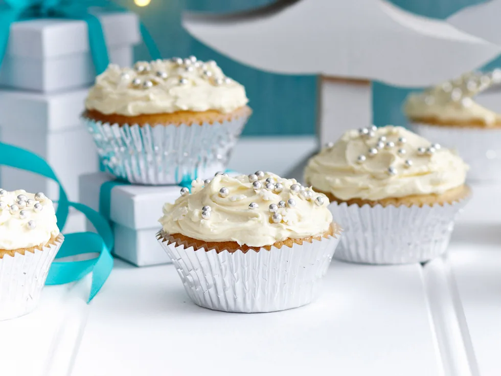 Snowy cupcakes