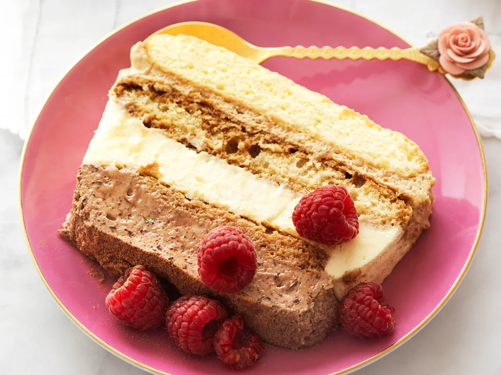 Tiramisu cake