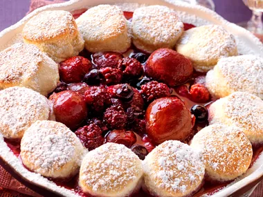 Pulm, berry and coconut cobbler