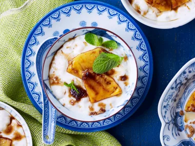 Tapioca pudding with grilled pineapple