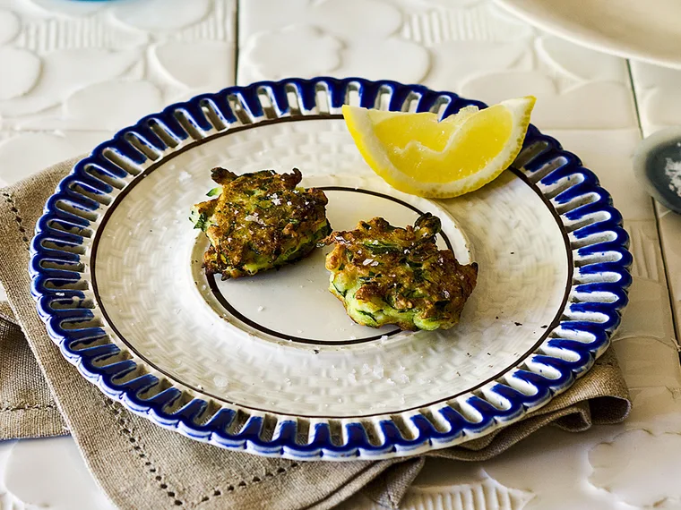 zucchini and haloumi fritters
