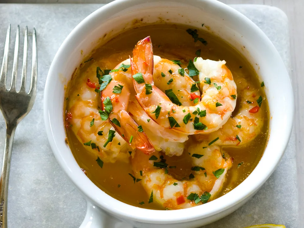 Garlic prawn pots