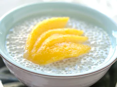 tapioca and mango Pudding