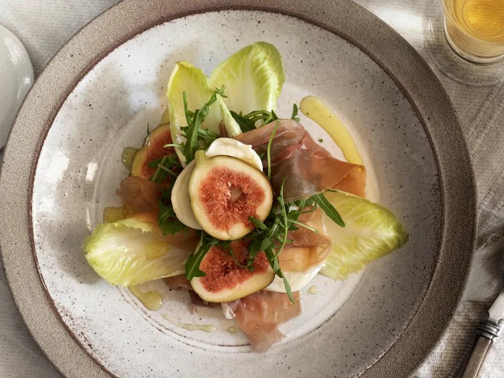 buffalo mozzarella, fig and prosciufio salad