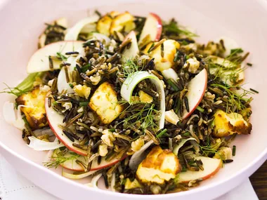 Wild rice, apple and fennel salad