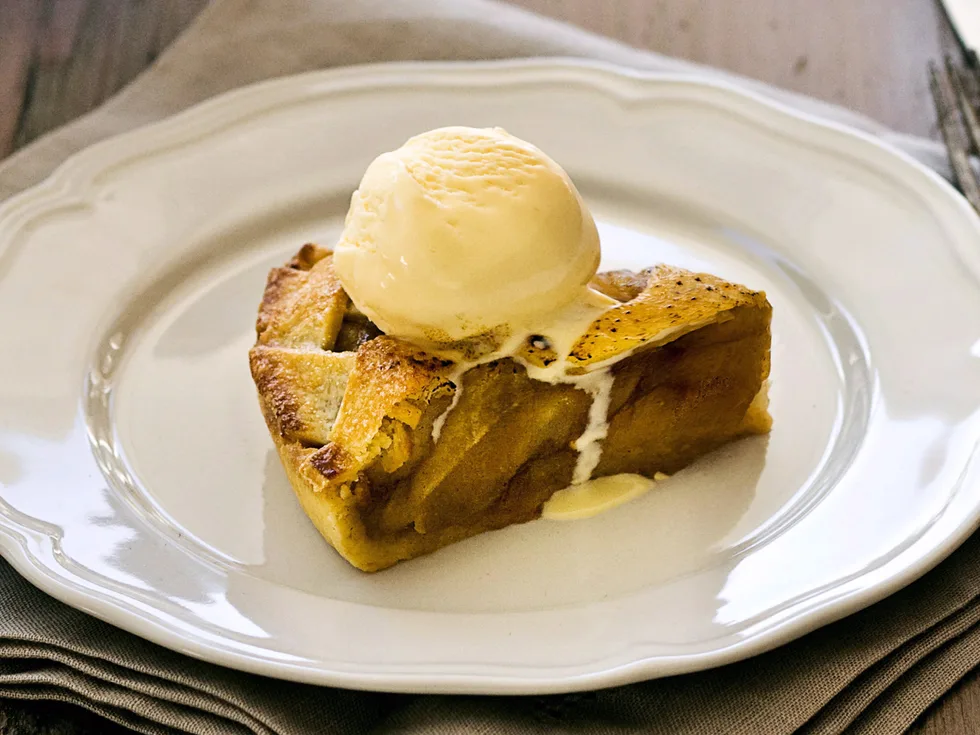 Cheat's apple pie