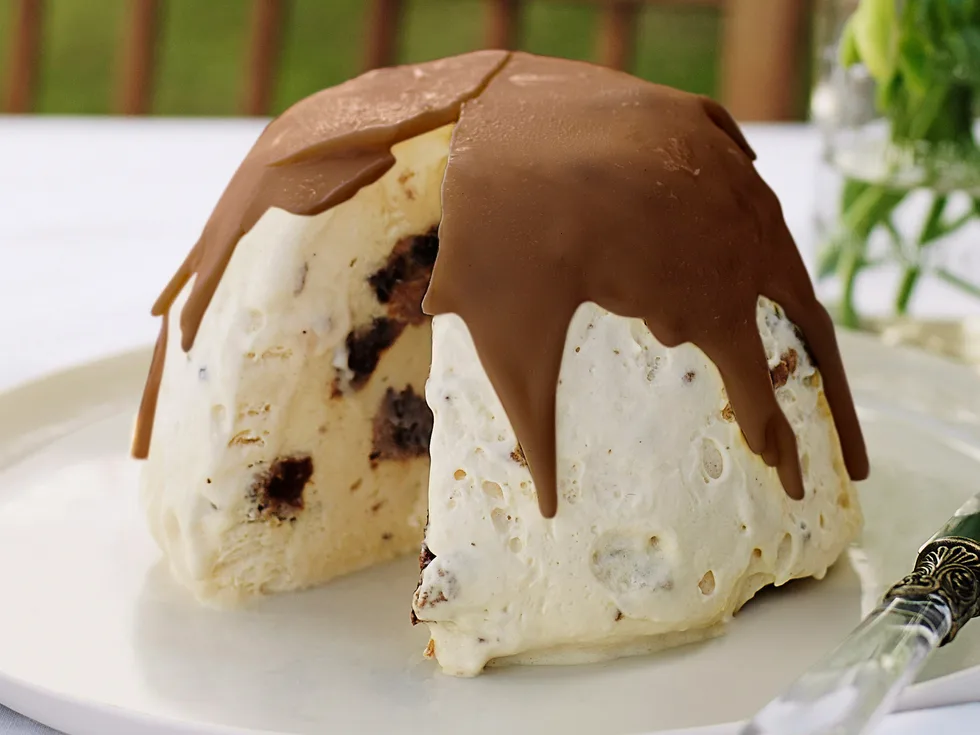 Christmas pudding and white chocolate semifreddo
