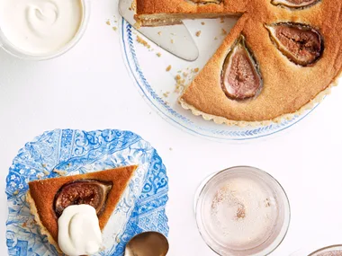 Fig and frangipane tart