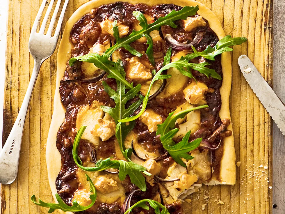 Individual BBQ chicken pizzas