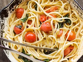 Linguine with cherry tomatoes basil and parmesan