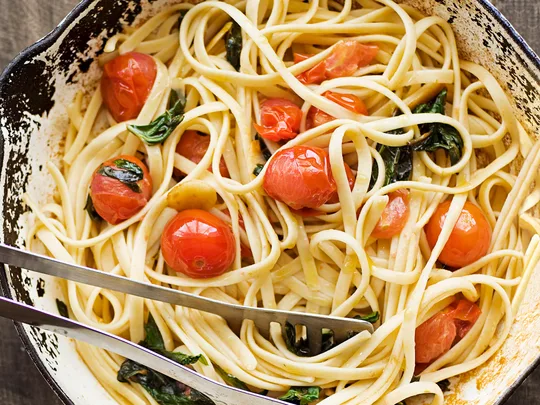 Linguine with cherry tomatoes basil and parmesan