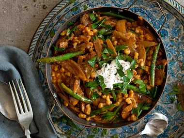 QUICK GOULASH WITH SPAETZLE