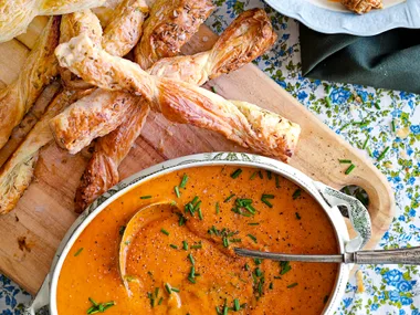 Roasted pumpkin and red capsicum soup with fennel twists