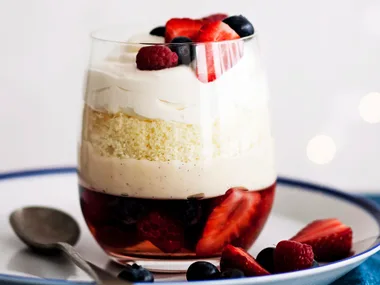 Sparkling berry trifles