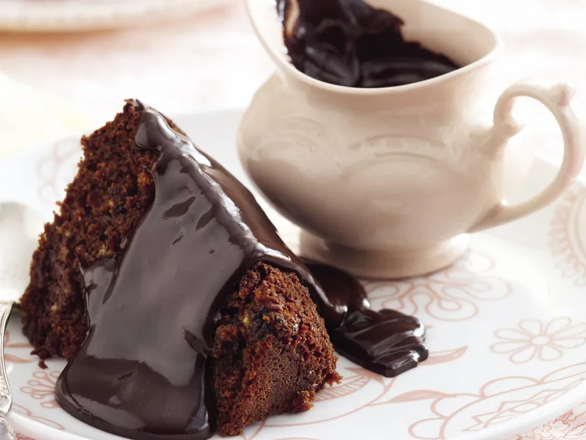 Rum and raisin chocolate pudding