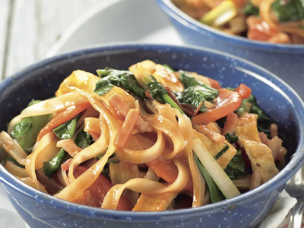 Spinach and Bacon Noodle Toss