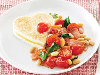 Bacon Crumble with Cheese Toasties