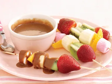 Chocolate Fondue Fruit Skewers