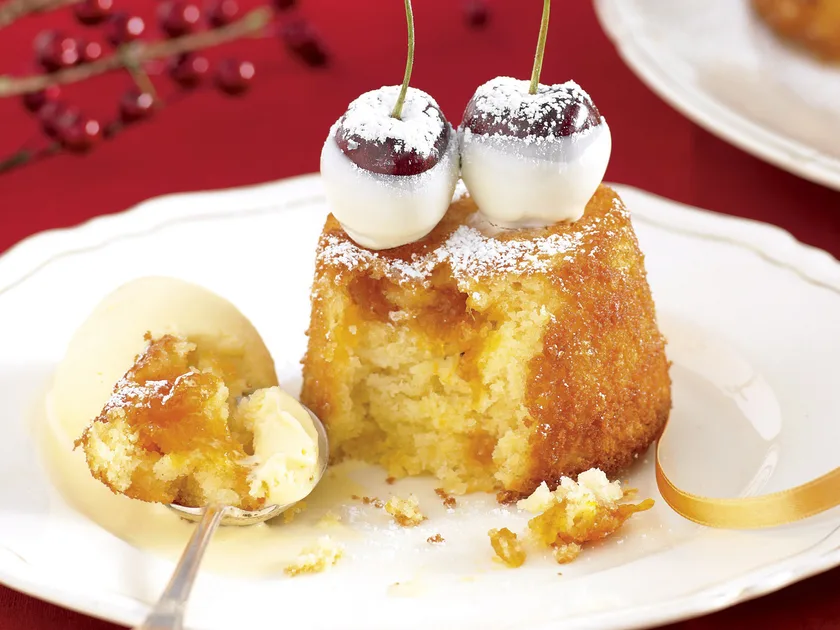 Glace fruit puddings