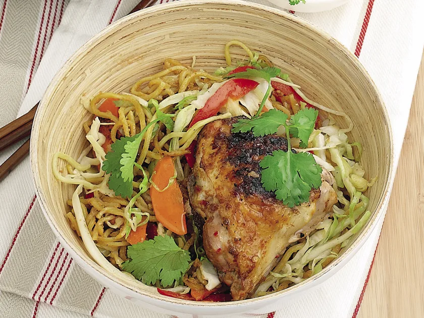 Satay chicken with noodles