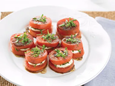 Power pack - tomato and bocconcini salad