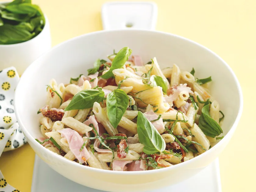 Creamy basil mini penne