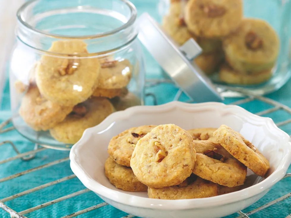Parmesan and Walnut Shortbread