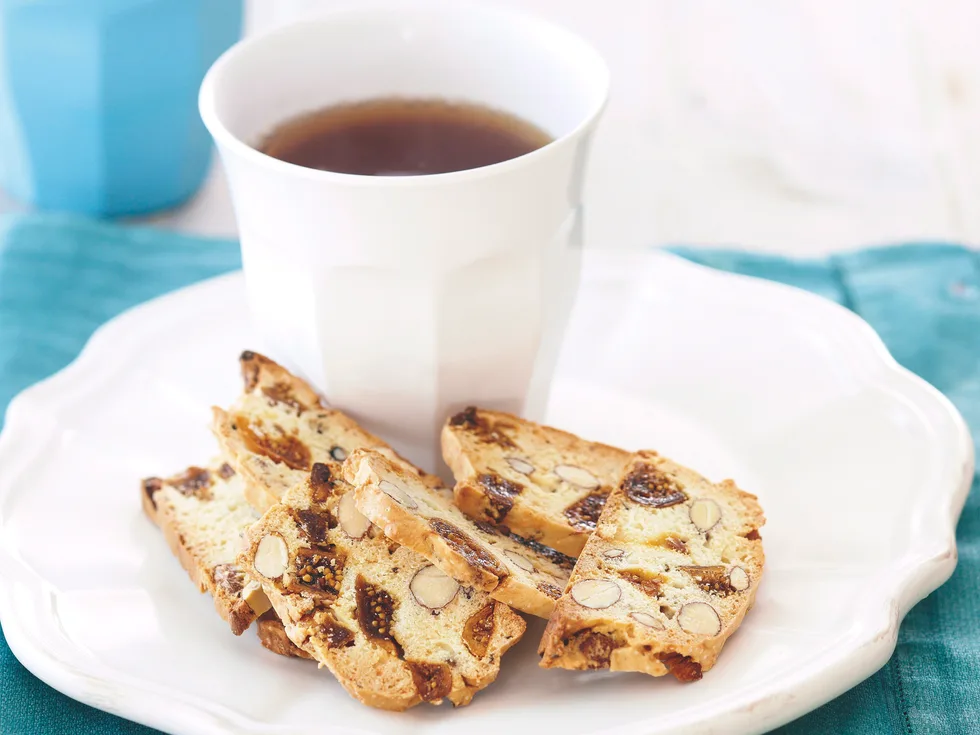 Peppered Fig and Almond Bread