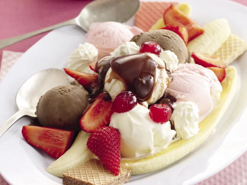 Family sundae platter