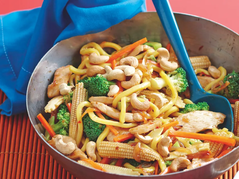 Chicken, noodle and cashew stir-fry
