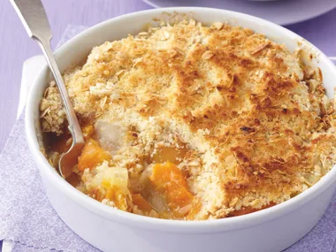 Apple and Apricot Oat Crumble