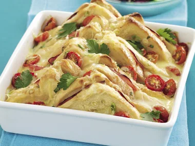 Cheesy Ham Sandwich Bake